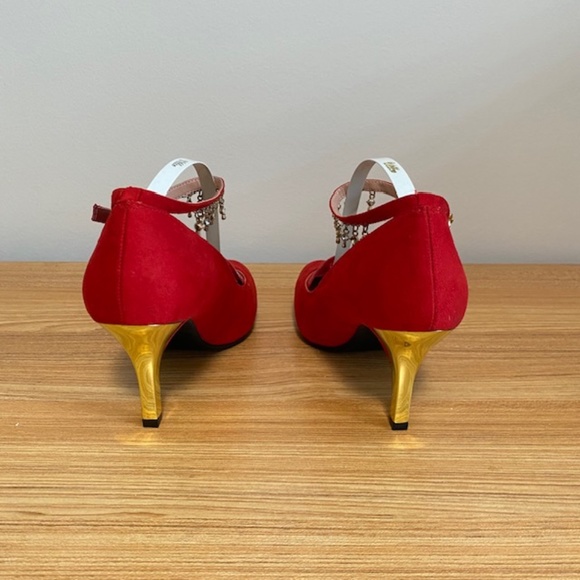 DAPHNE Dress Pumps Gold Tone Heels Ankle Strap Elegant Formal Size 7 US - Picture 3 of 4